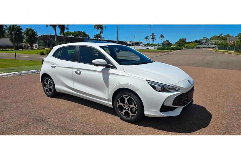 White 2025 MG MG3 Hatchback Essence
