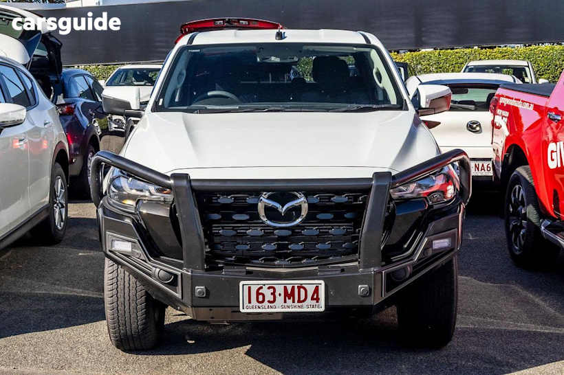 White 2024 Mazda BT-50 Dual Cab Pick-up Xt (4X4)