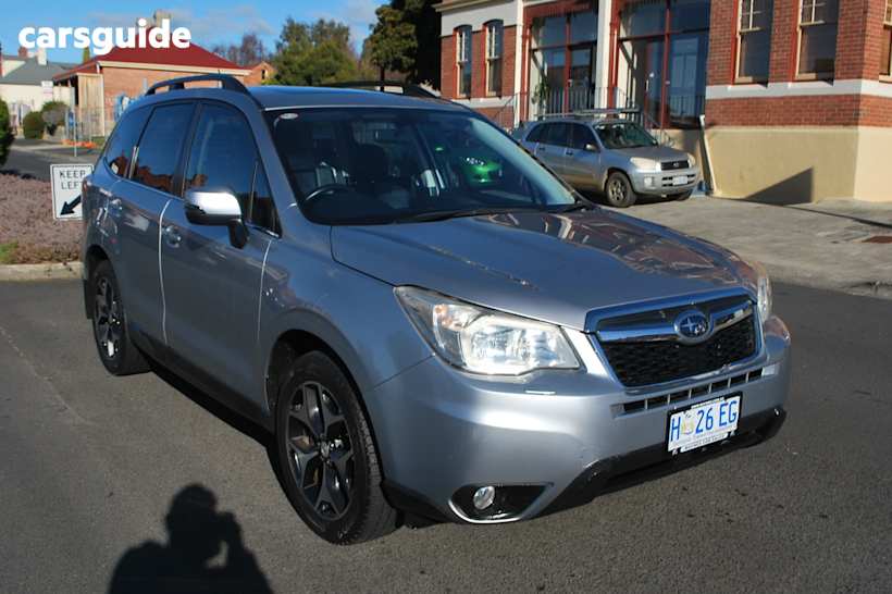 Silver 2013 Subaru Forester Wagon 2.0D-S