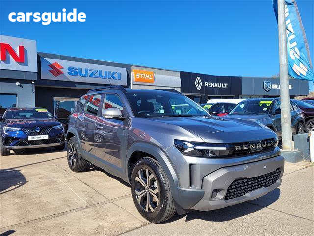 Grey 2025 Renault Duster SUV Evolution