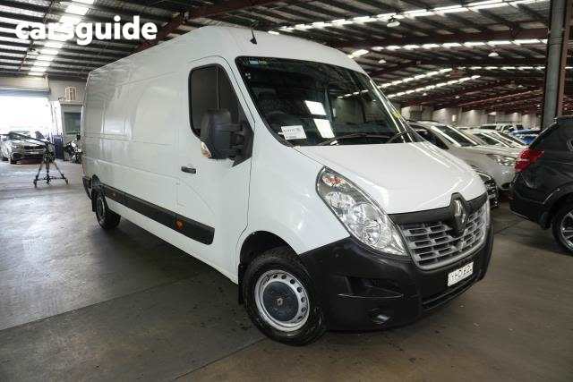 White 2019 Renault Master Commercial
