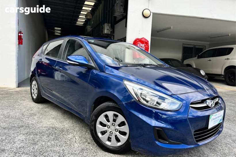 Blue 2016 Hyundai Accent Hatchback Active