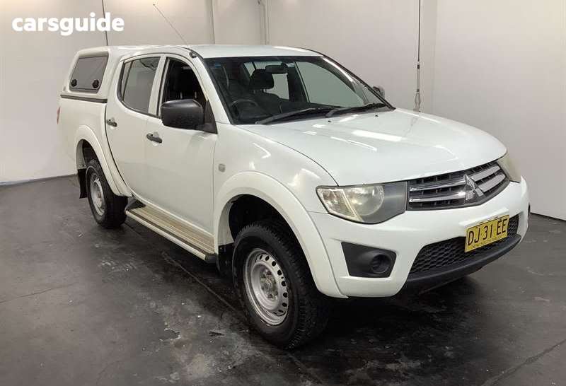 White 2013 Mitsubishi Triton Double Cab Utility GLX (4X4)