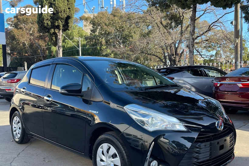 Black 2019 Toyota Vitz Hatchback F (Hybrid)