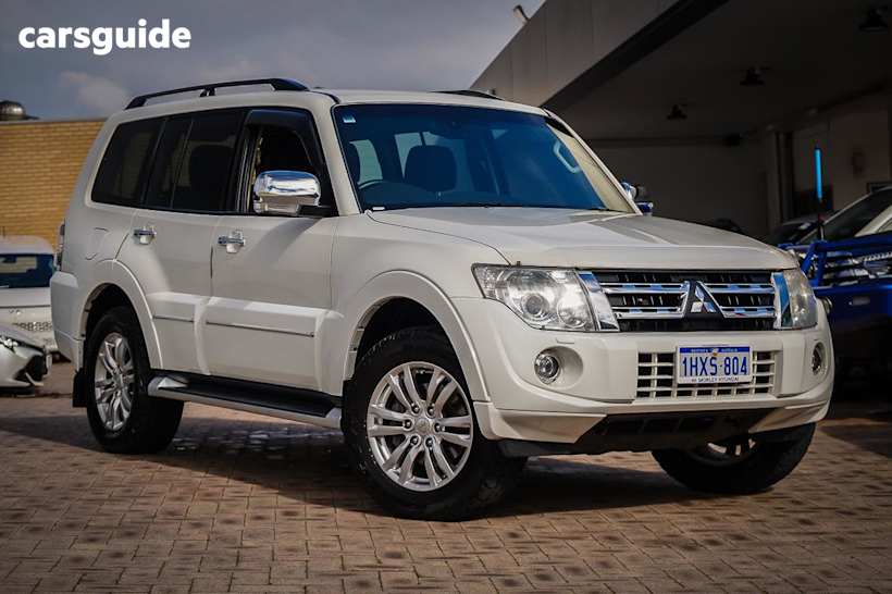 White 2014 Mitsubishi Pajero Wagon Exceed LWB (4X4)