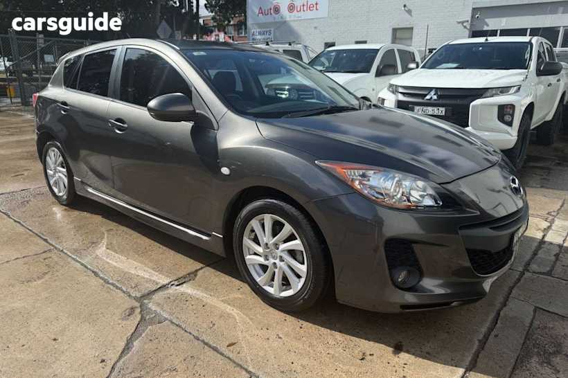 Grey 2011 Mazda 3 Hatchback NEO