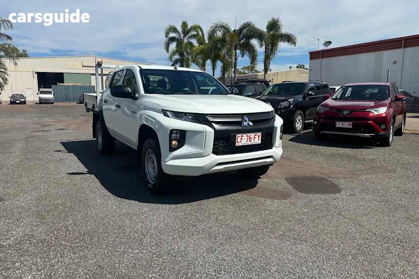 White 2021 Mitsubishi Triton Double Cab Chassis Glx (4X4)