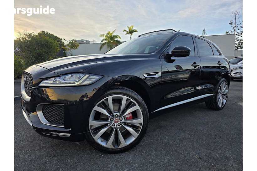Black 2016 Jaguar F-Pace Wagon 30D S