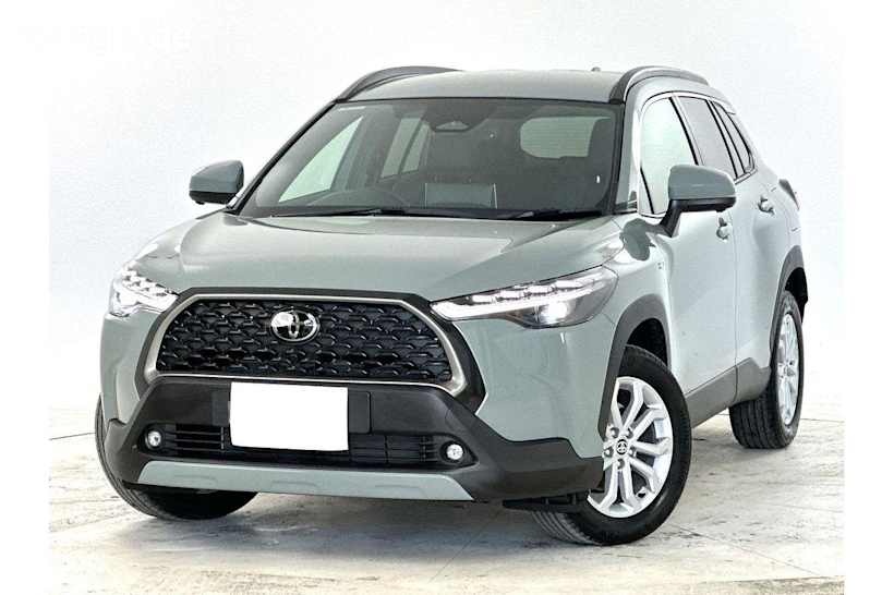 Green 2024 Toyota Corolla Cross SUV GXL F