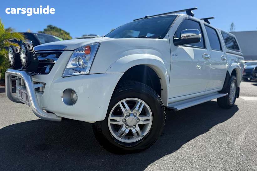 White 2011 Isuzu D-MAX Crew Cab Utility LS-U (4X4)