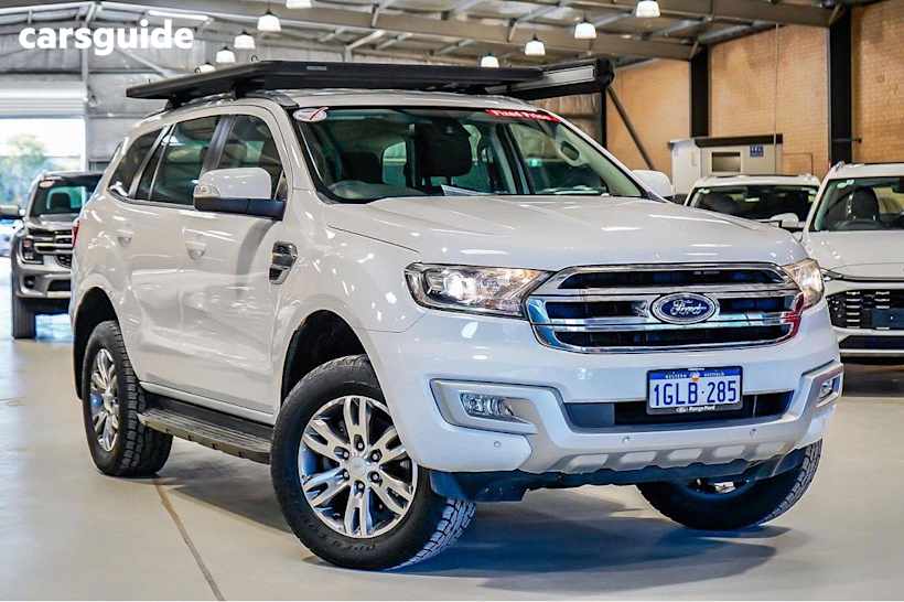 White 2017 Ford Everest Wagon TREND 4X4