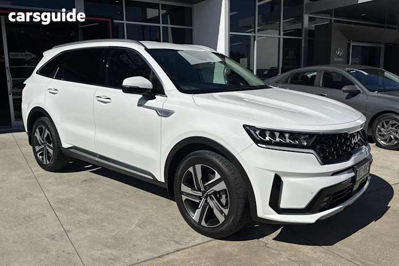 White 2022 Kia Sorento Wagon Sport+ 7 Seat