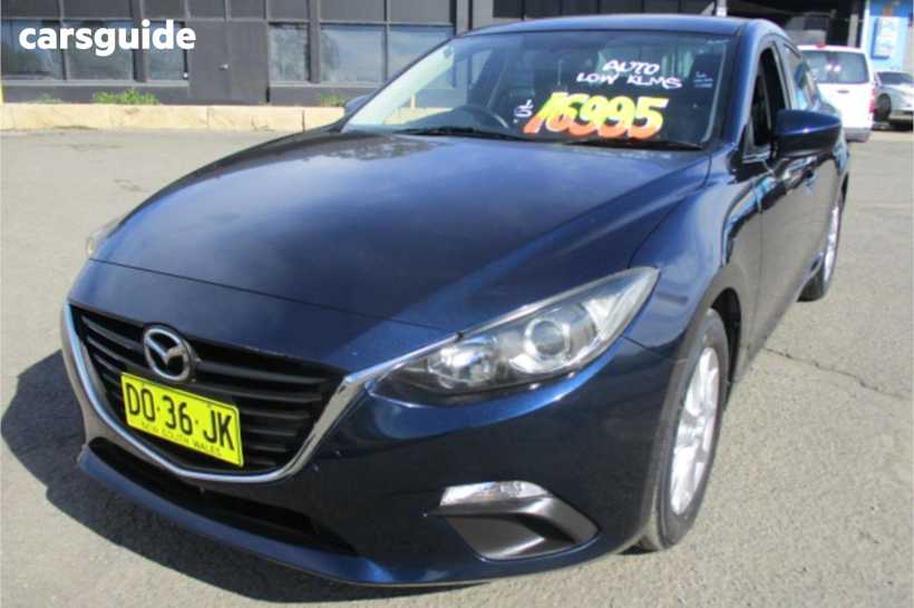 Blue 2014 Mazda 3 Sedan Maxx
