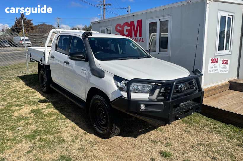 White 2021 Toyota Hilux Ute Tray SR