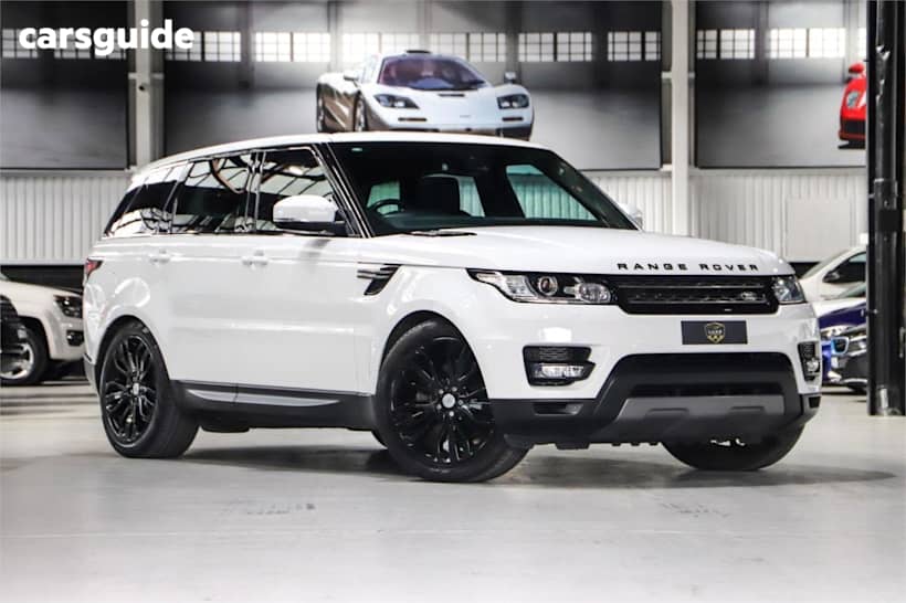 White 2017 Land Rover Range Rover Sport Wagon SE