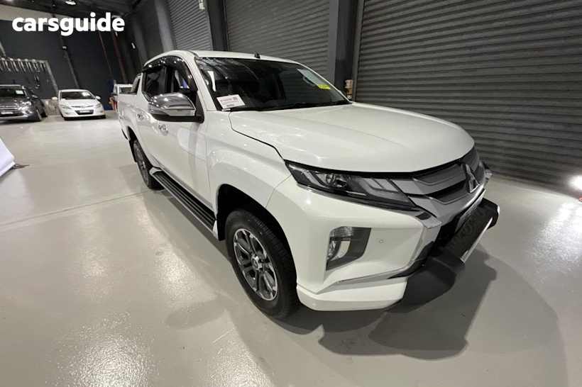 White 2019 Mitsubishi Triton Double Cab Pick Up GLS (4X4)