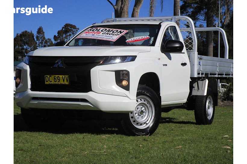 White 2022 Mitsubishi Triton Cab Chassis GLX (4X2)
