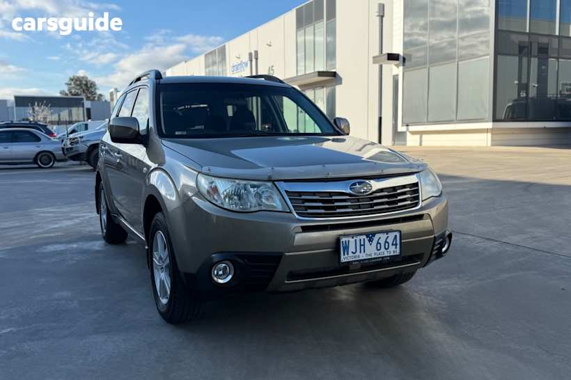 Gold 2008 Subaru Forester Wagon Xs