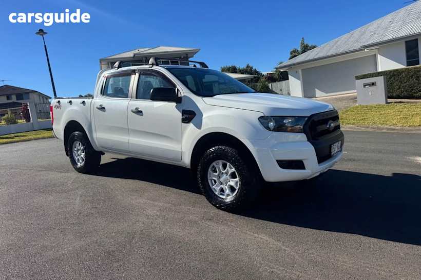 White 2015 Ford Ranger Crew Cab Chassis Xl 3.2 (4X4)