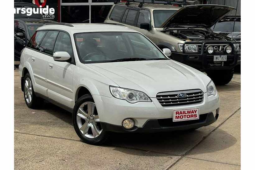 White 2008 Subaru Outback Wagon 2.5I