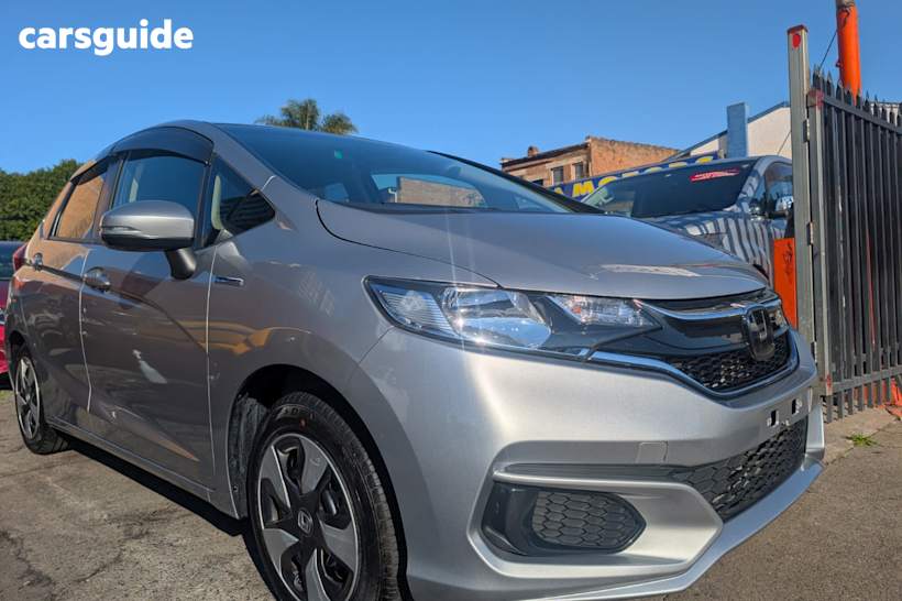 Silver 2019 Honda Fit Hatch