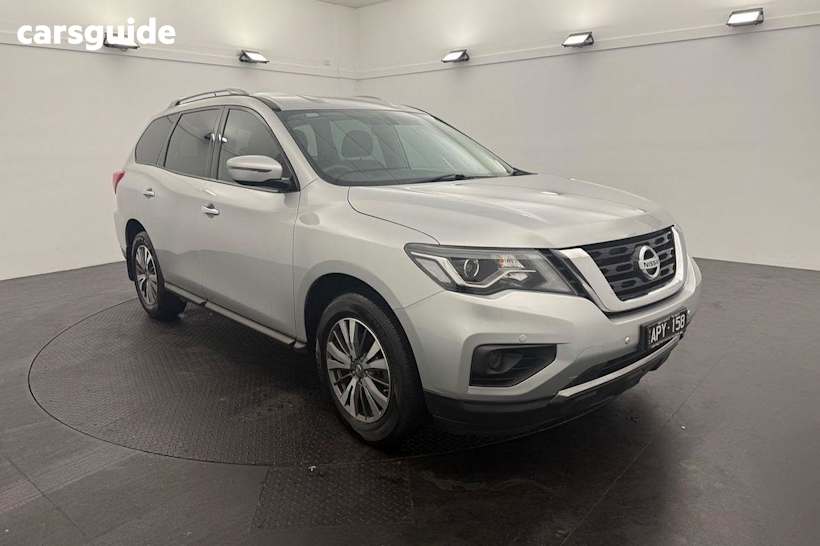 Silver 2017 Nissan Pathfinder Wagon St (4X2)