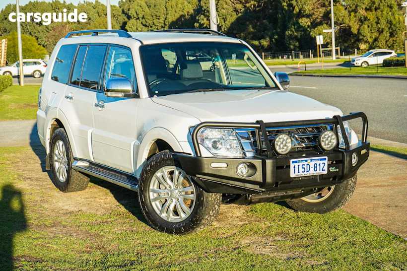 White 2018 Mitsubishi Pajero Wagon GLX LWB (4X4)