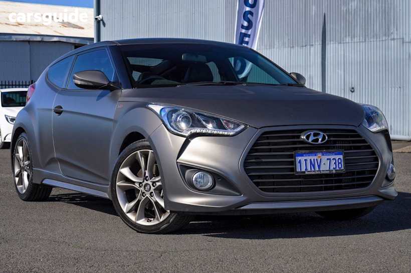 Grey 2016 Hyundai Veloster Coupe SR Turbo