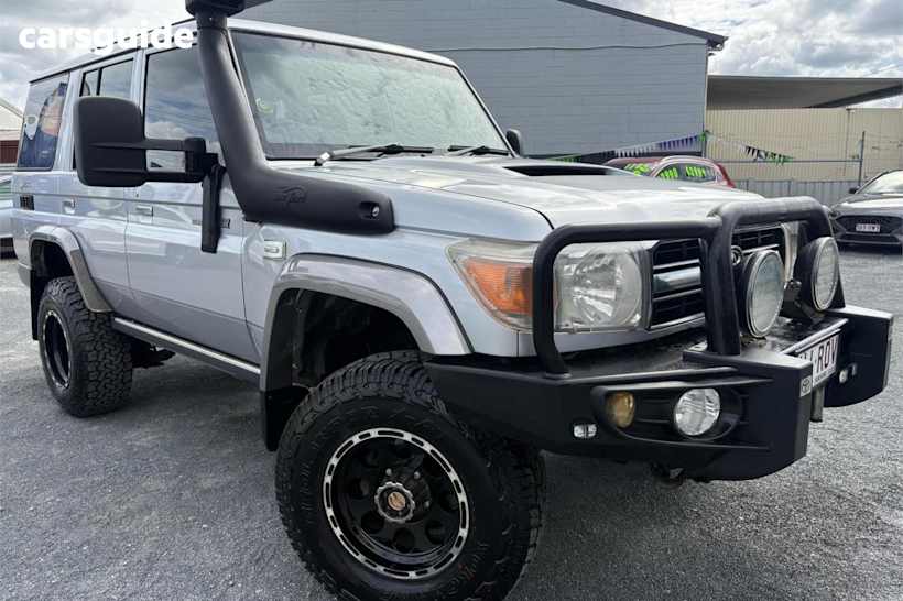 Silver 2011 Toyota Landcruiser Wagon Gxl (4X4)