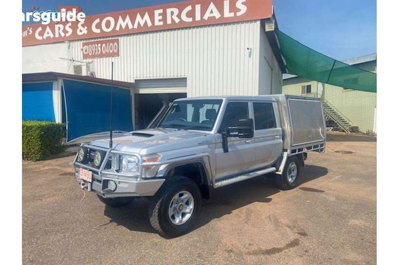 Silver 2015 Toyota Landcruiser Double Cab Chassis Gxl (4X4)