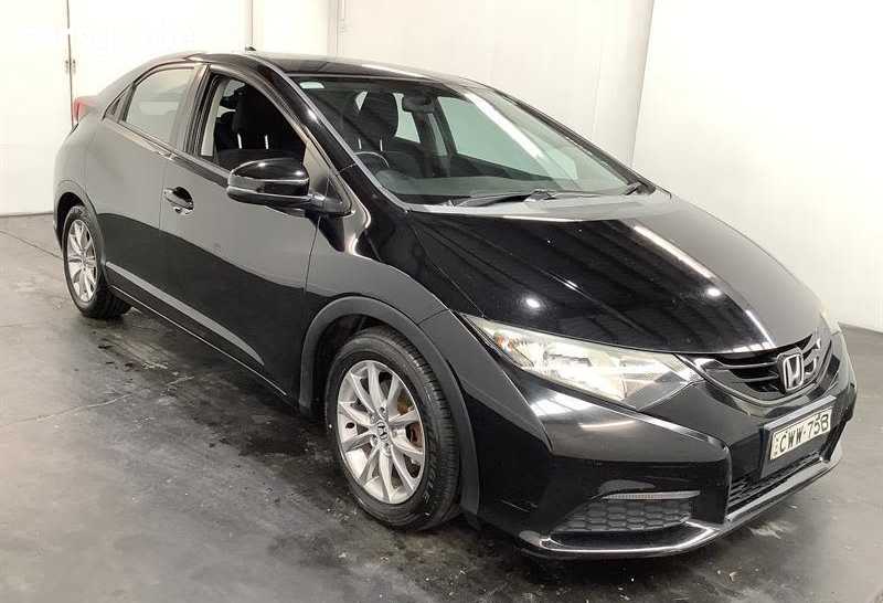 Black 2014 Honda Civic Hatchback Vti-S