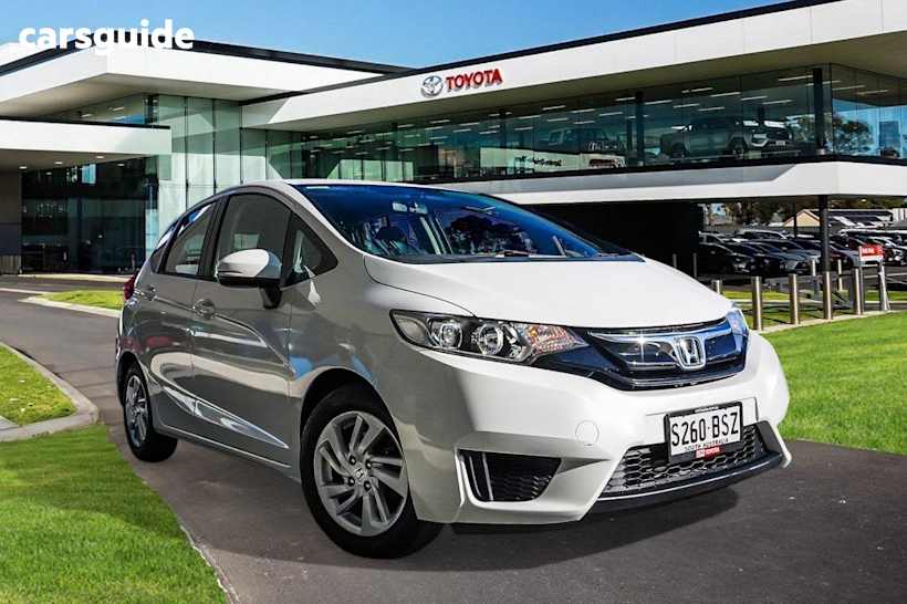White 2017 Honda Jazz Hatch VTI F