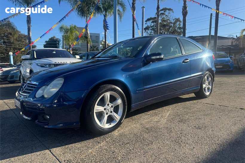 Blue 2005 Mercedes-Benz C180 Coupe Kompressor