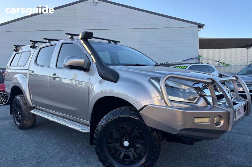Gold 2017 Isuzu D-MAX Crew Cab Utility Ls-M Hi-Ride (4X4)