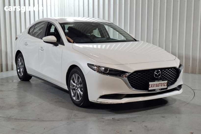 White 2019 Mazda 3 Sedan G20 Pure