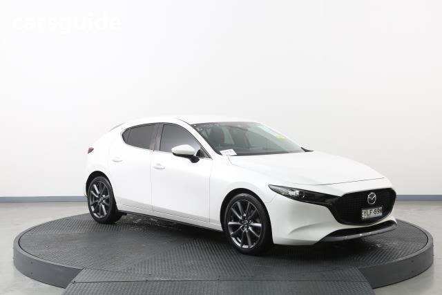 White 2020 Mazda 3 Hatchback G25 Evolve