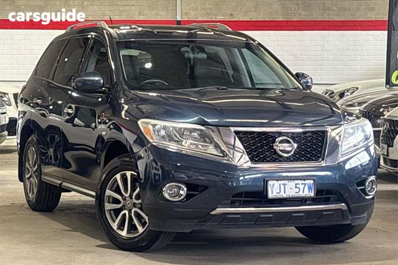 Blue 2013 Nissan Pathfinder Wagon St (4X2)