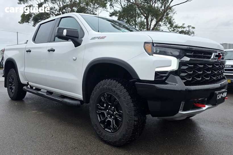 White 2024 Chevrolet Silverado Crew Cab Pickup 1500 ZR2
