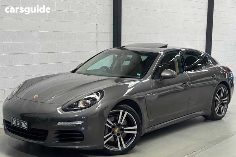Grey 2016 Porsche Cayenne Wagon S Diesel