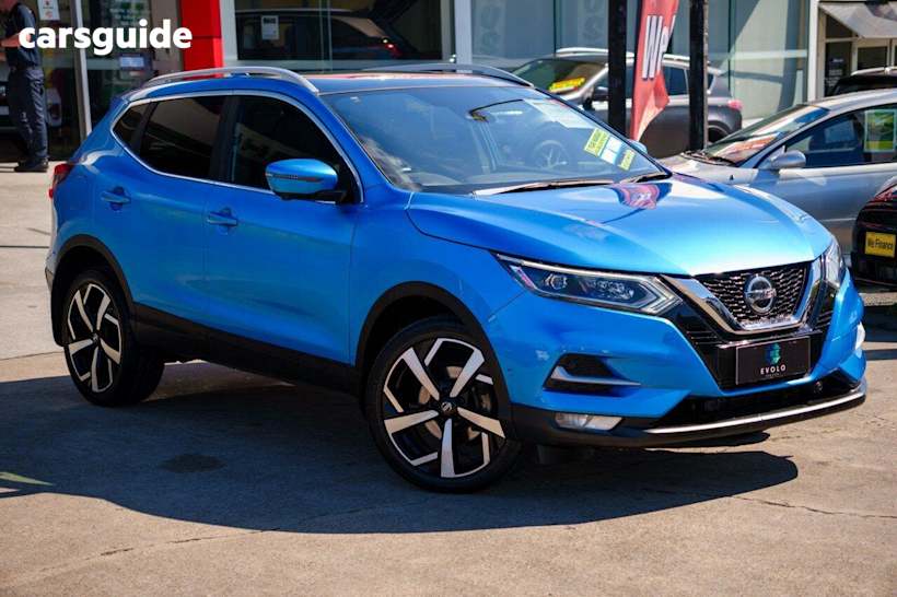 Blue 2019 Nissan Qashqai Wagon TI