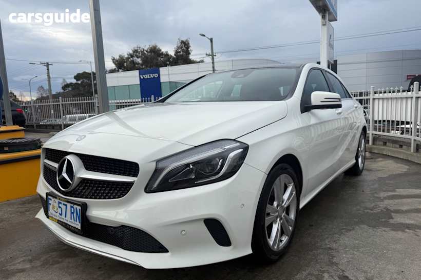White 2016 Mercedes-Benz A180 Hatchback