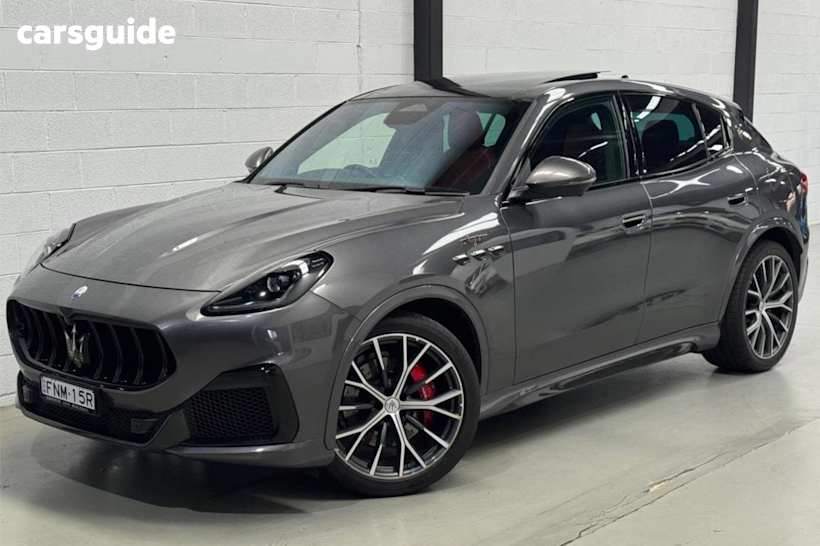 Grey 2023 Maserati Grecale Wagon Trofeo Q4