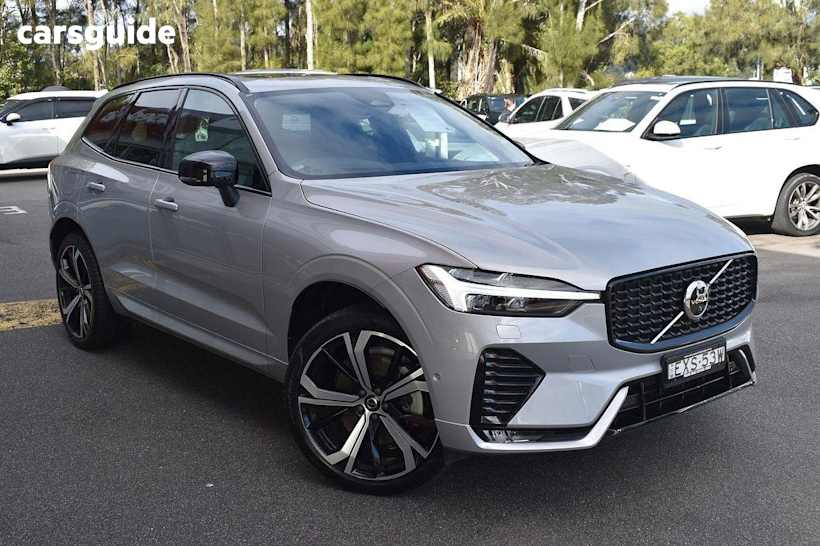 Silver 2022 Volvo XC60 SUV ULTIMATE B6 DARK 4WD