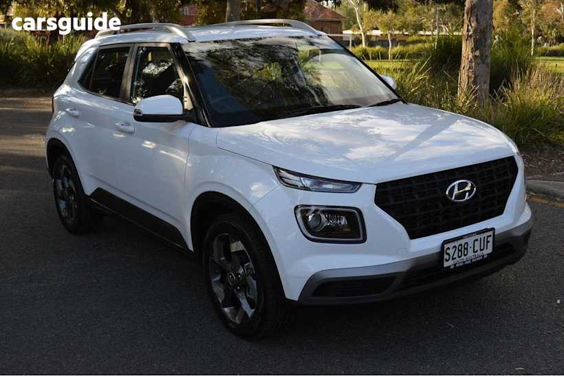 White 2022 Hyundai Venue SUV ACTIVE F
