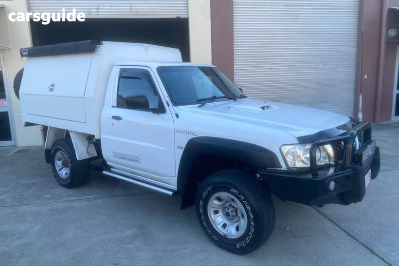 White 2013 Nissan Patrol Leaf Cab Chassis Dx (4X4)