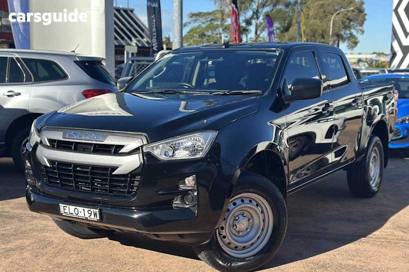 Black 2020 Isuzu D-MAX Crew Cab Utility Sx (4X4)