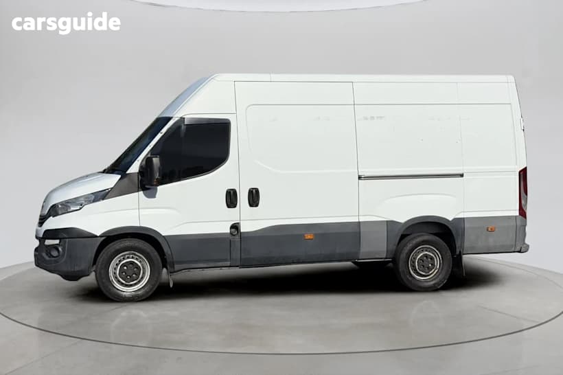 White 2018 Iveco Daily Commercial