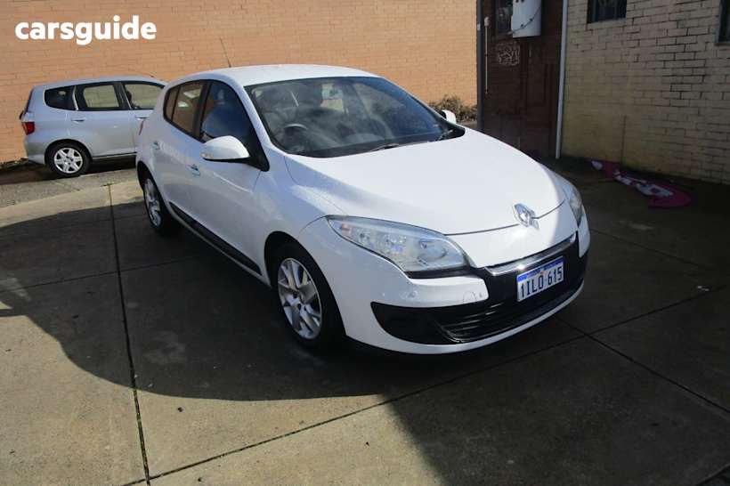 White 2014 Renault Megane Hatchback Expression