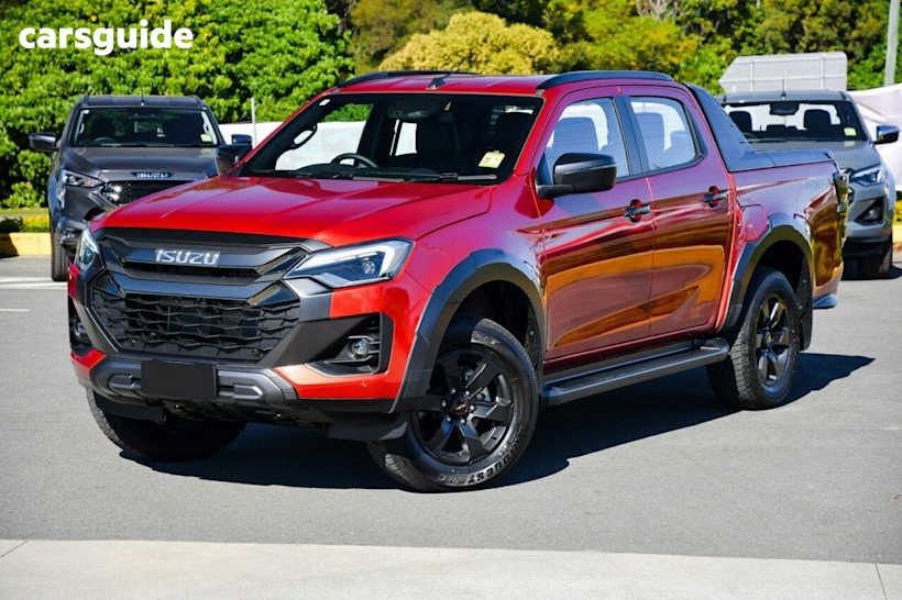 Gold 2025 Isuzu D-MAX Crew Cab Utility X-Terrain (4X4)