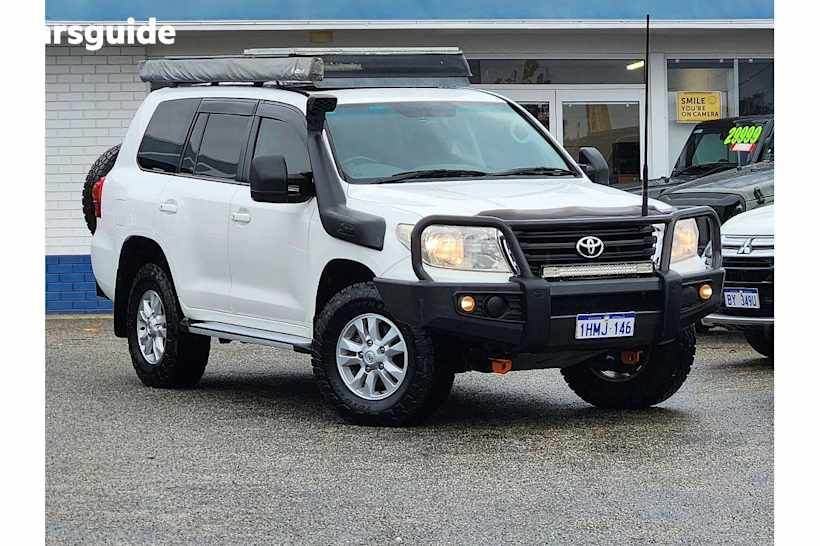 White 2013 Toyota Landcruiser Wagon Gxl (4X4)